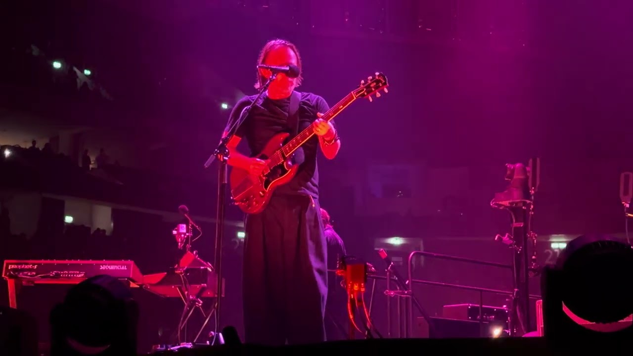 Radiohead - Weird Fishes/ Arpeggi, Live in Berlin 11/12/2025 Night 3