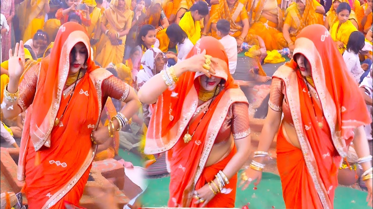 सबसे हटके डांस//वीच पांडाल में कथा मालिक की बहूं का अंकुल दीदी की कथा में #ankul_shastri 