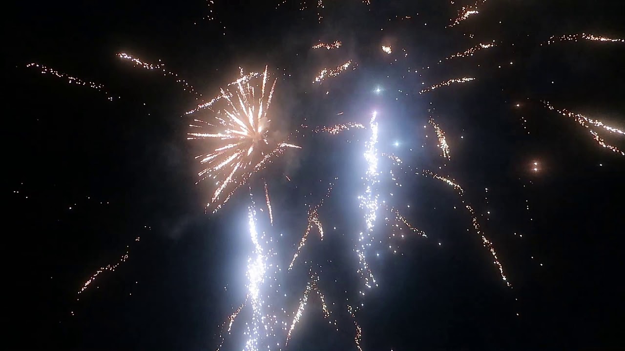 Mein Erstes Null Uhr Feuerwerk 19/20 | Pleiten, Pech und Pannen | FDFireworks