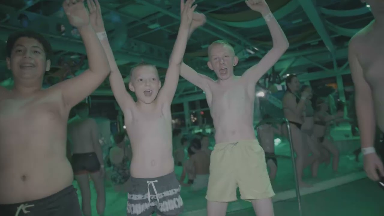 Spookzwemmen Zwembad de Vallei