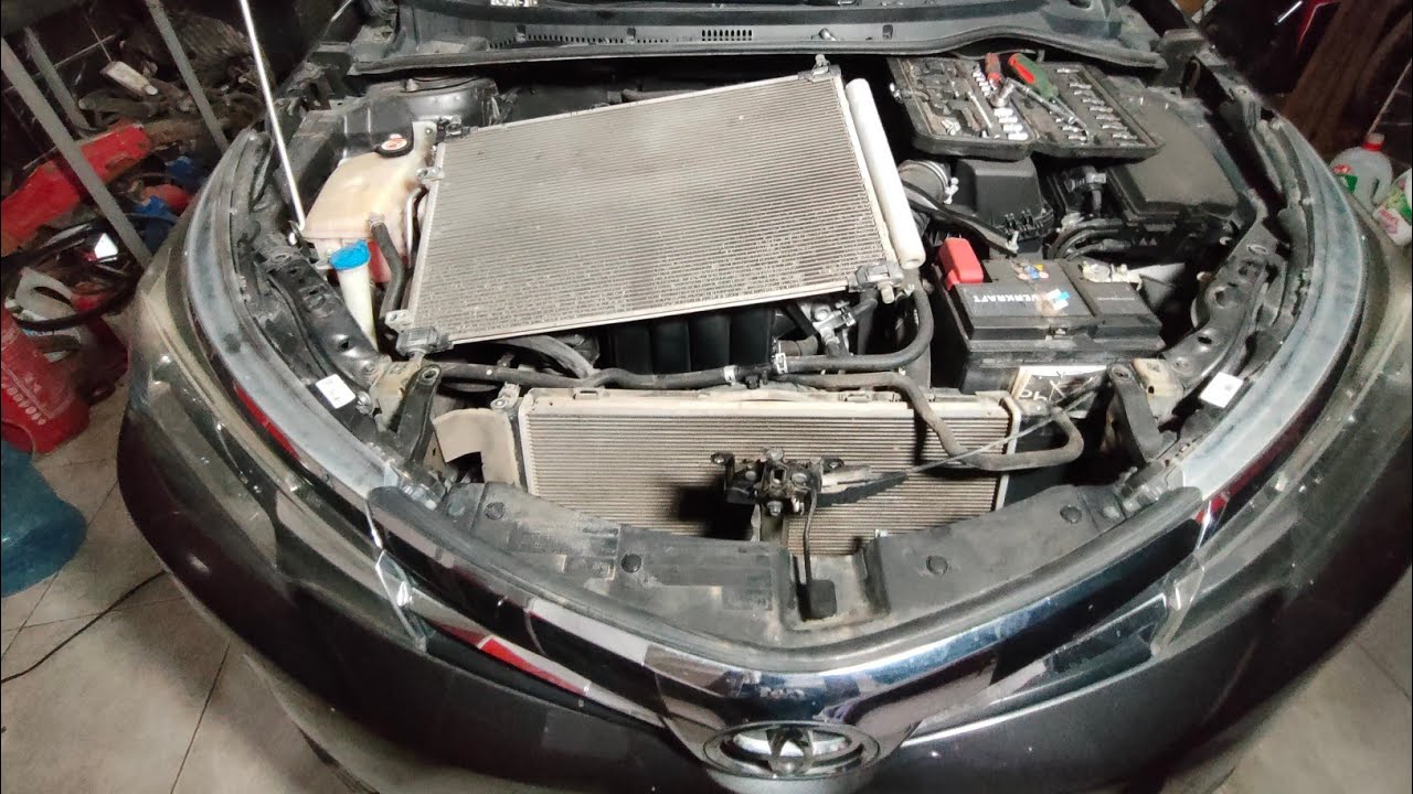Toyota Corolla 2014 ~ 2022 ac condenser replacement.. طريقه تغيير سربنتينه تكييف تويوتا كورولا