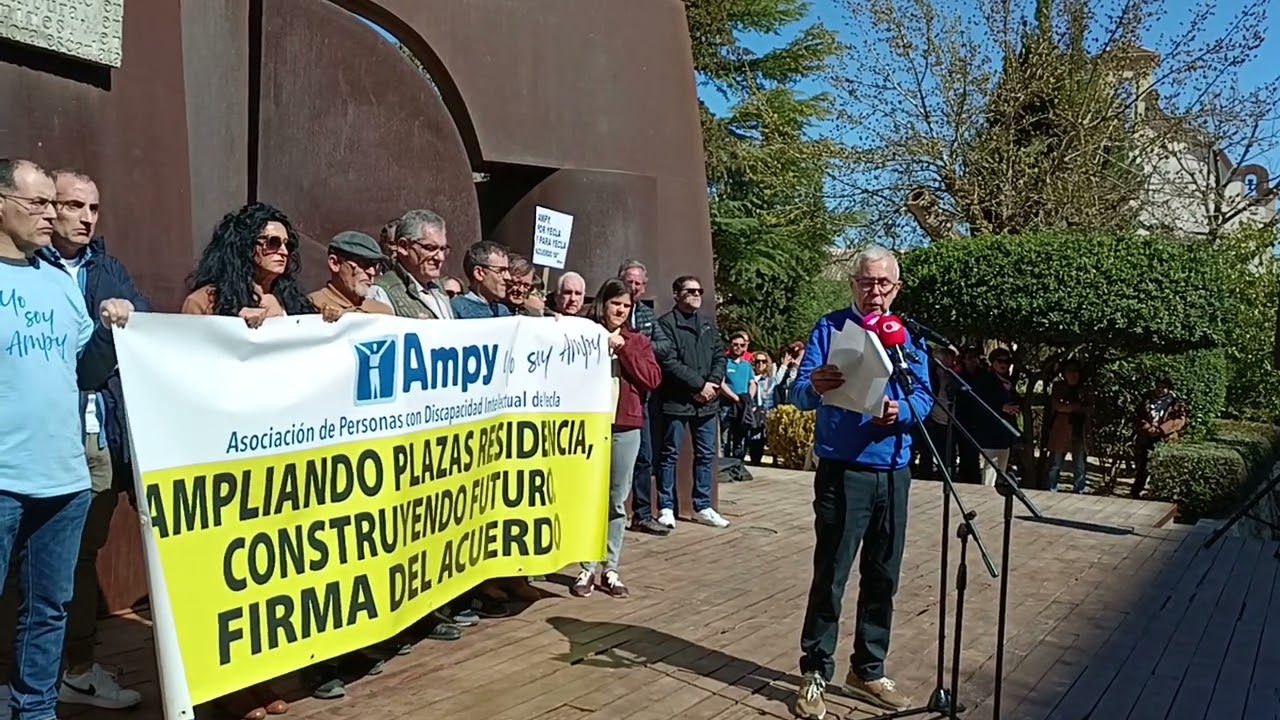 Marcha a favor de Ampy. Lectura del manifiesto