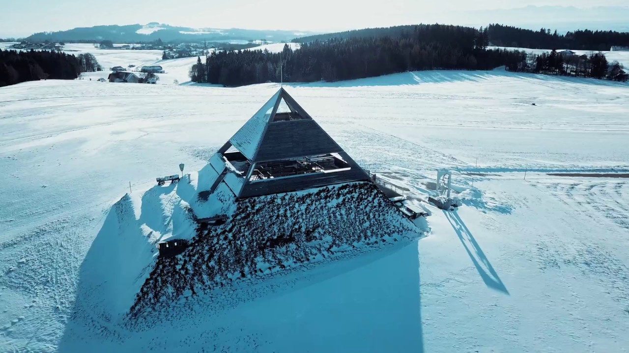 Pyramide am Etzinger H&uuml;gel - #BeautifulAustria🇦🇹