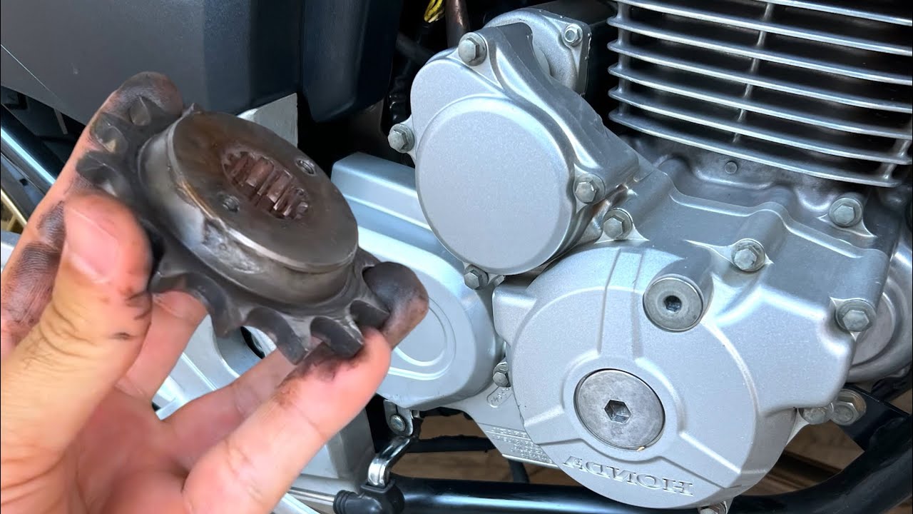 VOLTEI O PINHÃO 13 NA CB300, O 14 COMEÇOU A QUEBRAR NA MOTO...