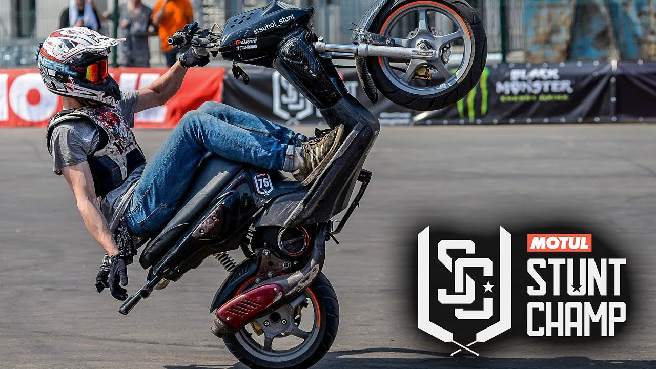 Стант на Скутере Yamaha Slider