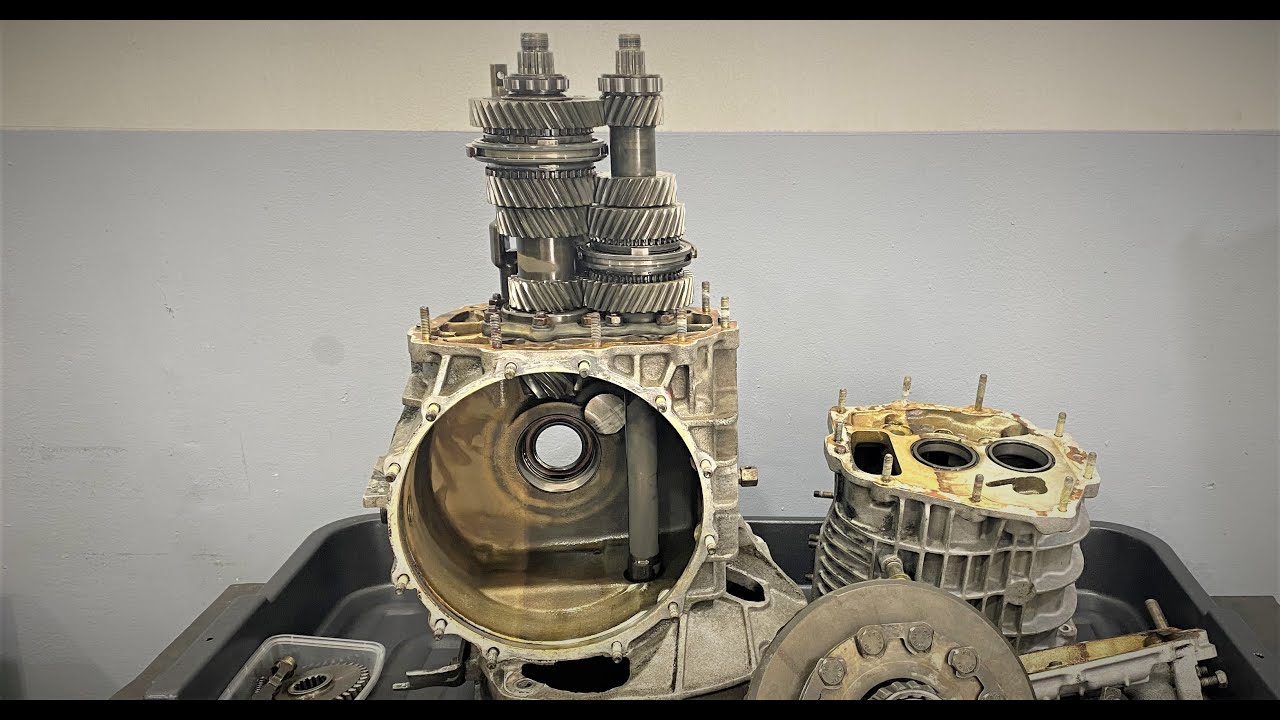 PORSCHE 911 (930) TURBO TRANSMISSION REBUILD / REPAIR