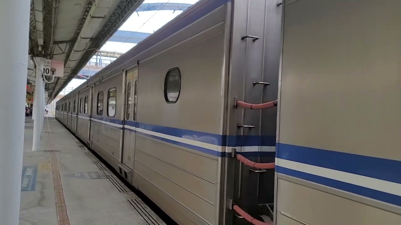 臺鐵2528次500型區間車 彰化站開車（海線 往竹南）