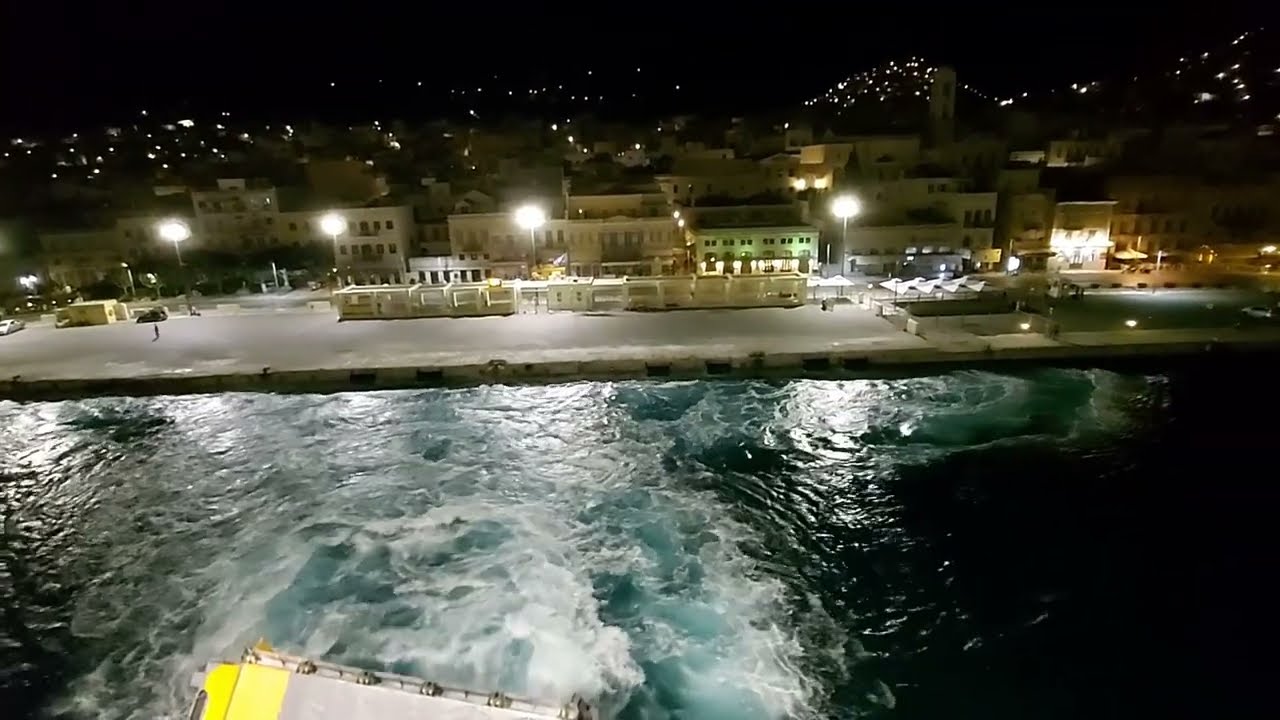 Σύρος: Βραδινή αναχώρηση με το Blue Star 2! / Blue Star 2: Departure from Syros! (Blue Star Ferries)