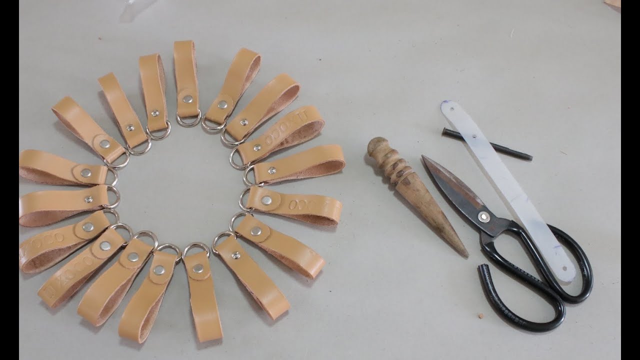 leather key rings making DIY (5 minute craft)