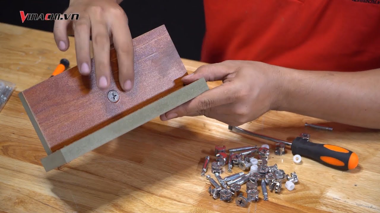 Hướng Dẫn Sử Dụng Ốc Chốt Cam Trong Liên Kết Gỗ.
