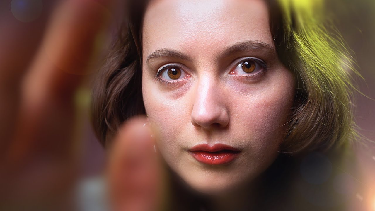 ASMR - Massage du visage et du cuir chevelu