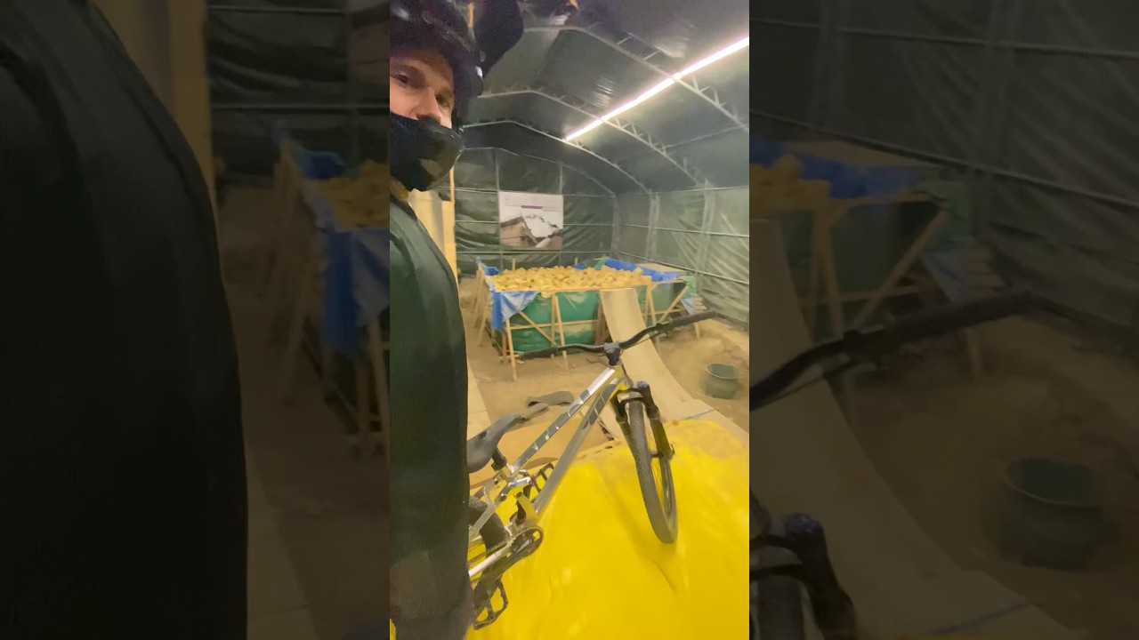 R&uuml;ckw&auml;rtssalto mit Fahrrad im Garten #backflip #mtb #fabiosch&auml;fer