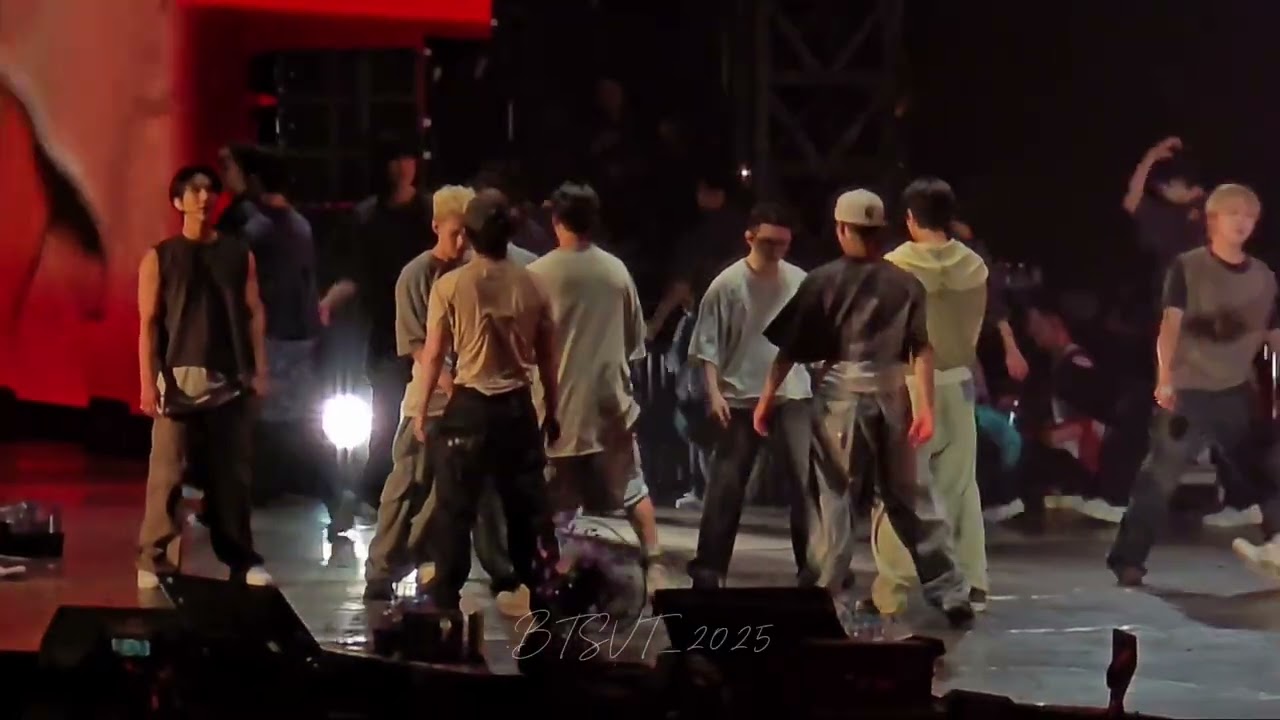 #seventeen #Jakarta Love The fireworks at the end 🖤