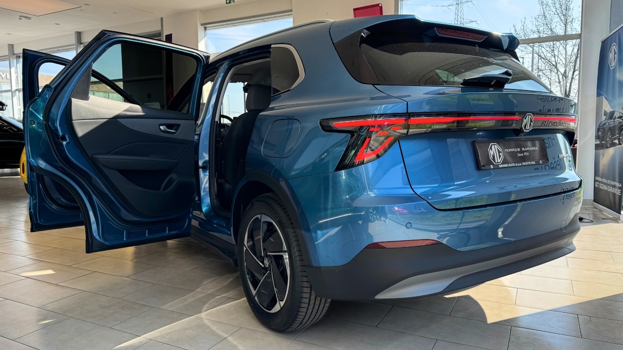 2026 MG S5 EV Luxury - Interior and Exterior Details