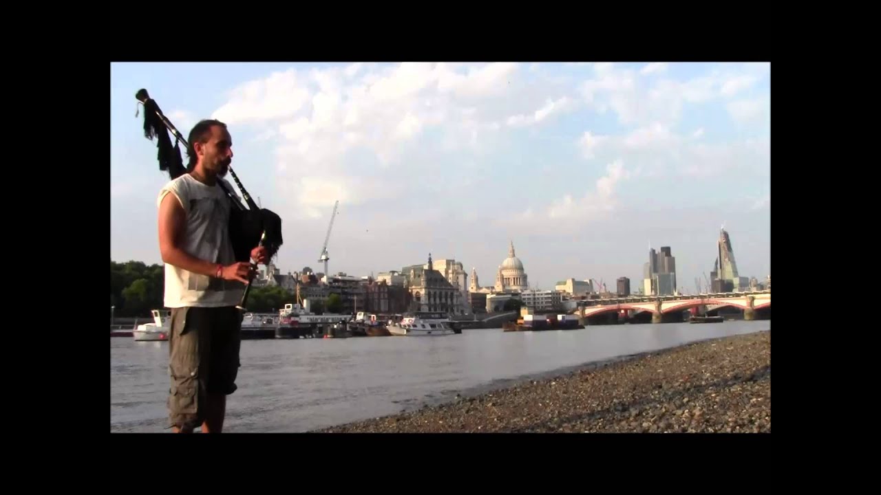 Una gaita asturiana en Londres