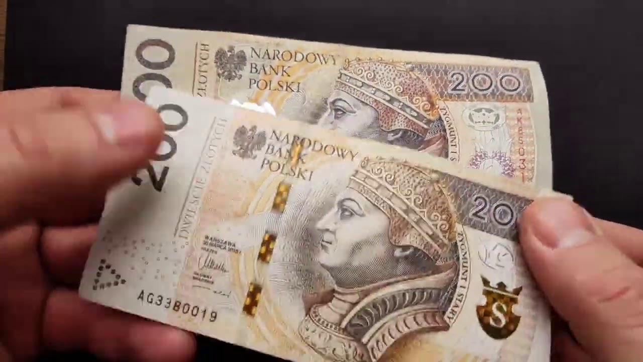 Niesamowite 200 złotych??? różnica w Numerach czy to jest destrukt więcej wart? dwie różne emisje!!!