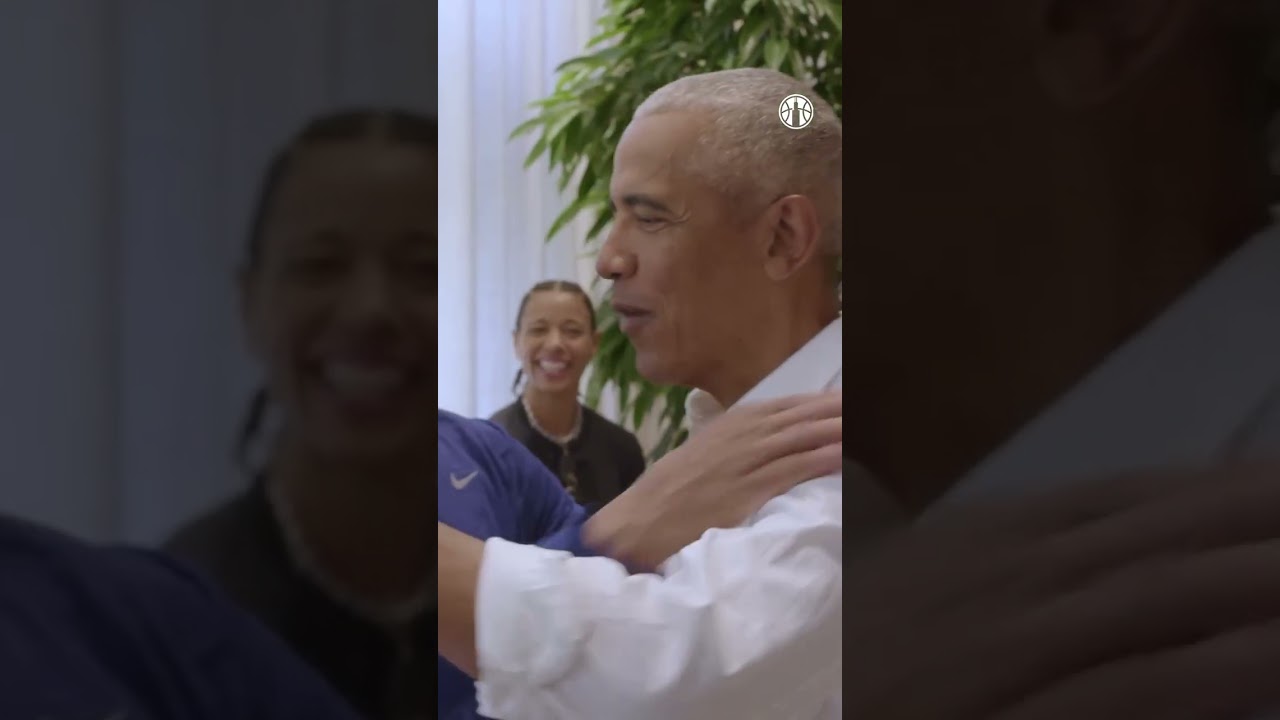 Barack Obama visits the home team of the All-Star game location