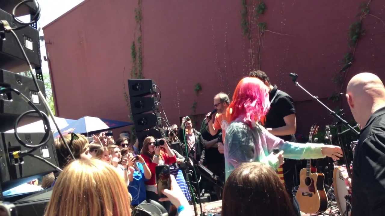 Paramore - Moving on - Grimey's Record Store Day 2013