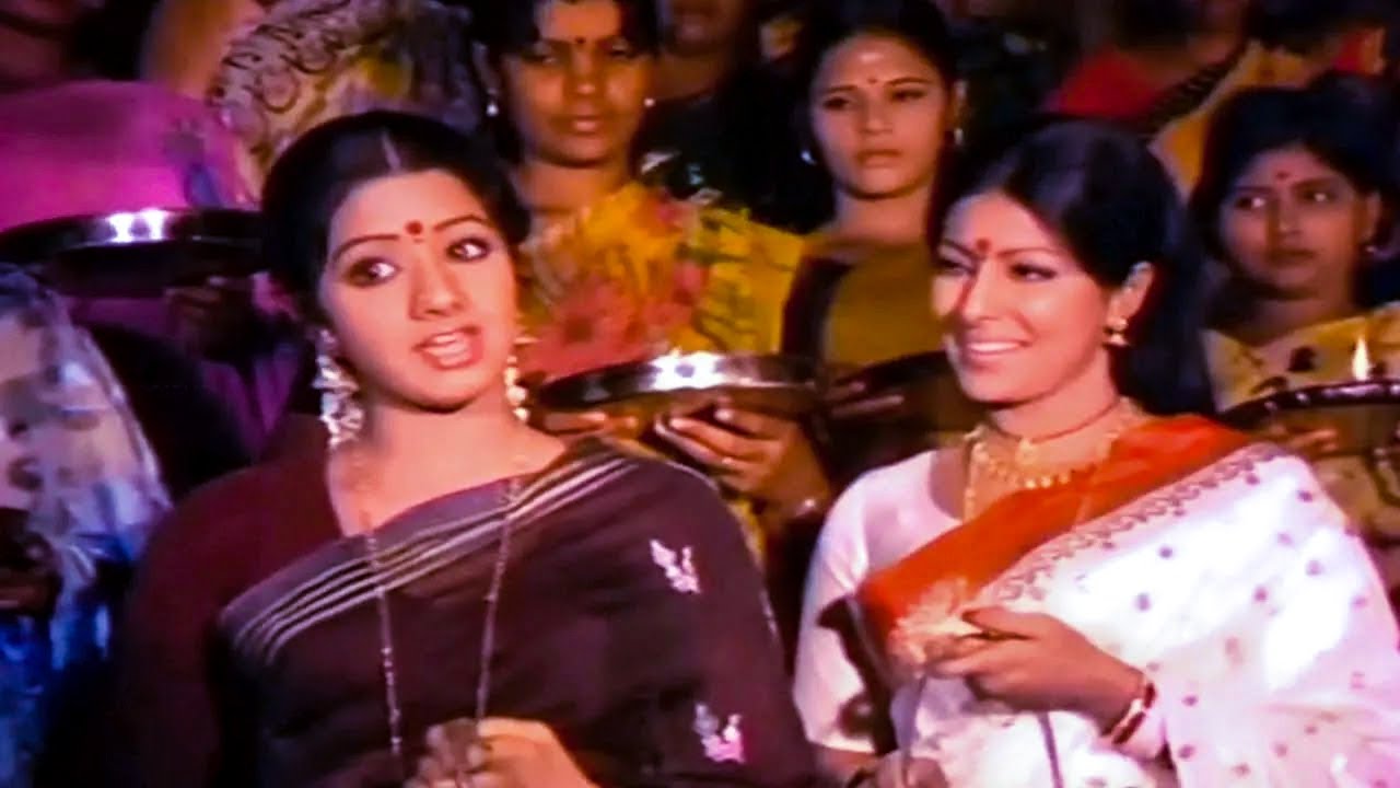 Aaraneekuma Ee Deepam Karthika Deepam Song | Sridevi, Sharada Superhit Video Song | Telugu Songs