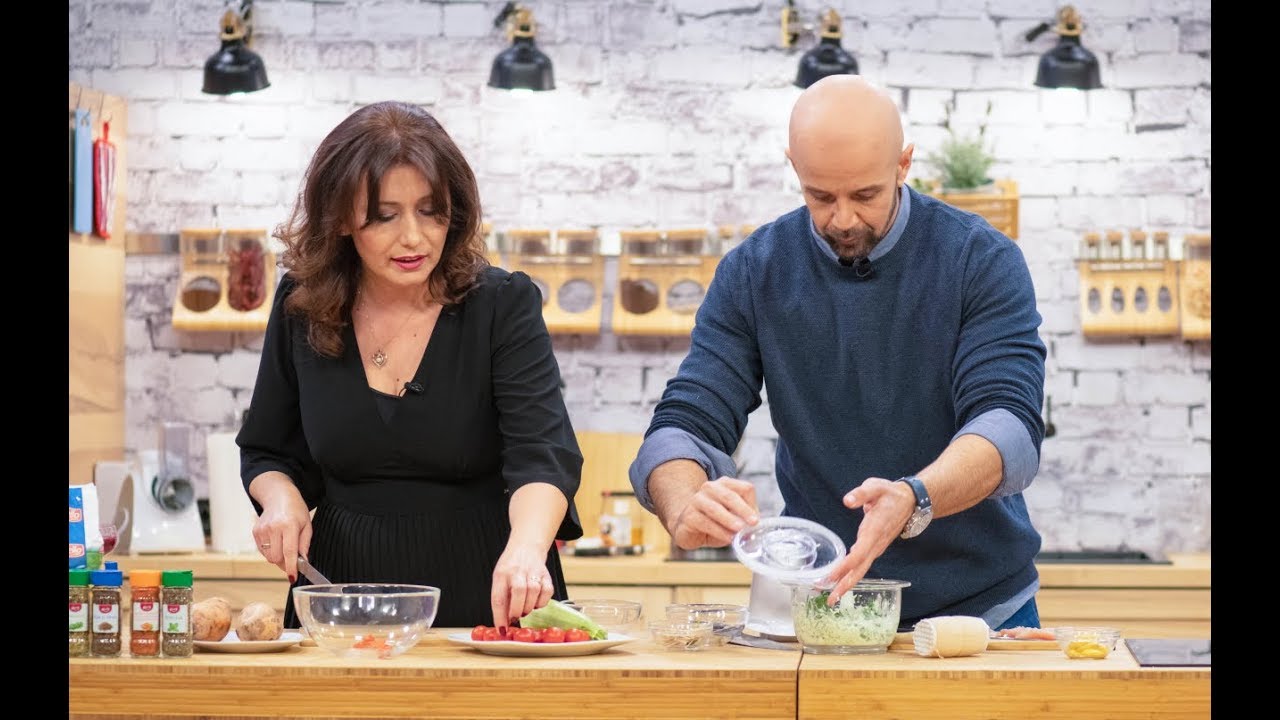 Mr. Kitchen: Recepti za piletinu sa sirom i spanaćem i salatu od nara