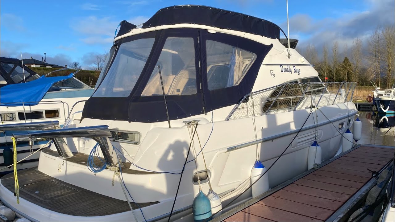 Sealine F43 w/ Twin Volvo Penta TAMD 63P, 2x 370HP Shaft Drives — Review & Walkthrough