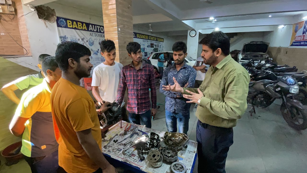 Bajaj Pulsar Repairing Training / Bike Repairing Course / Motorcycle Repairing Course
