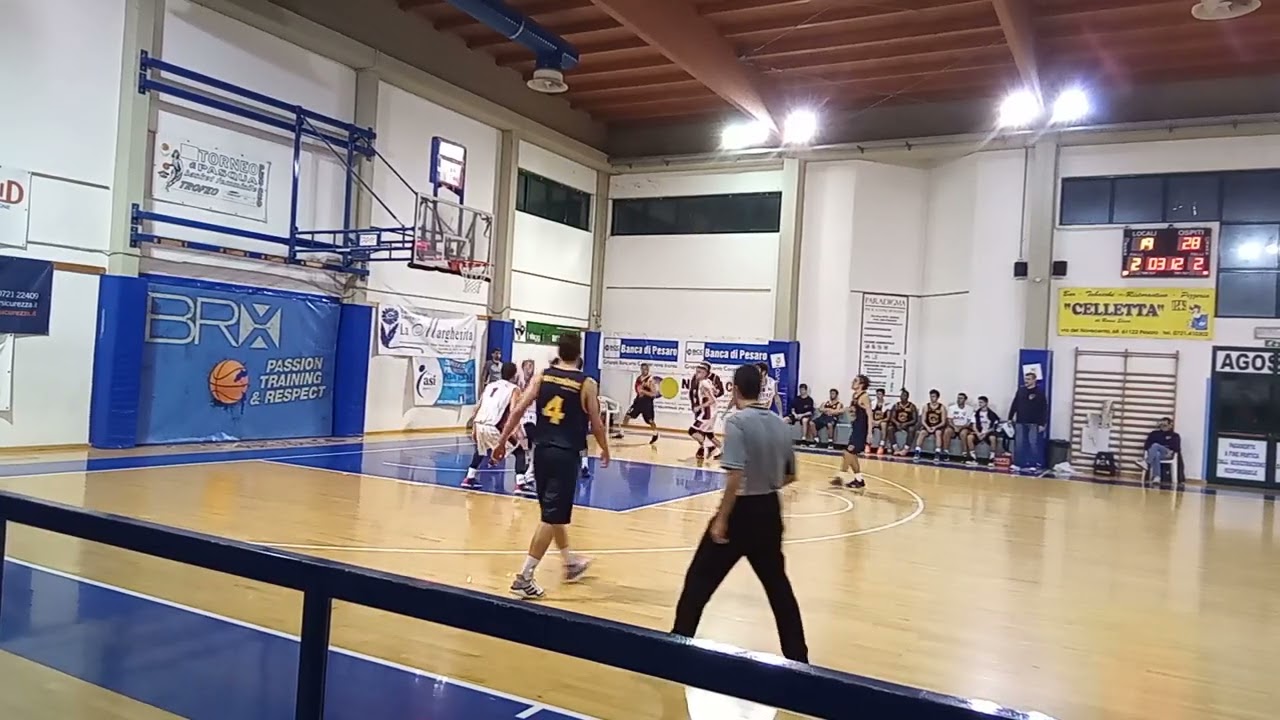 Vuelle Pesaro VS FalkoDinamis (2&deg; Quarto) 16\12\2022