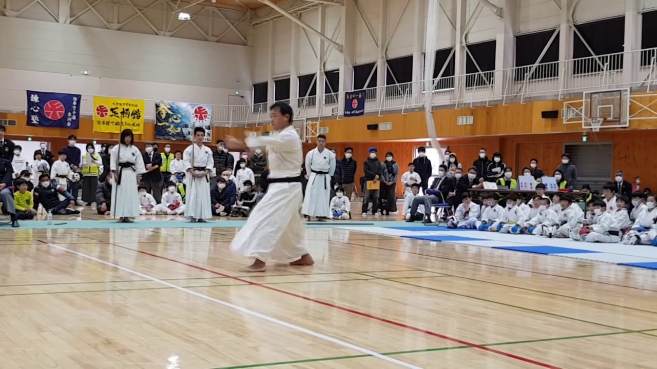 Maezato no Tekko: Ryukyu Kobudo Kongo-ryu  /（前里の鉄甲: 琉球古武道金剛流）