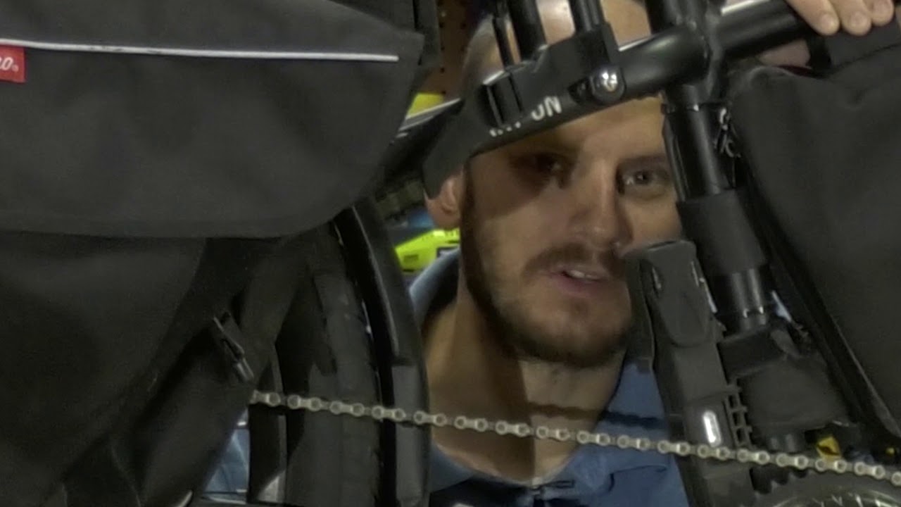 Benno CARRY ON | Just a Bike Show, Season 2 Ep. 4
