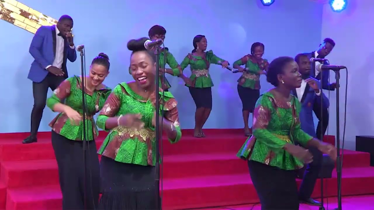 LA DANSE DES VAINQUEURS
