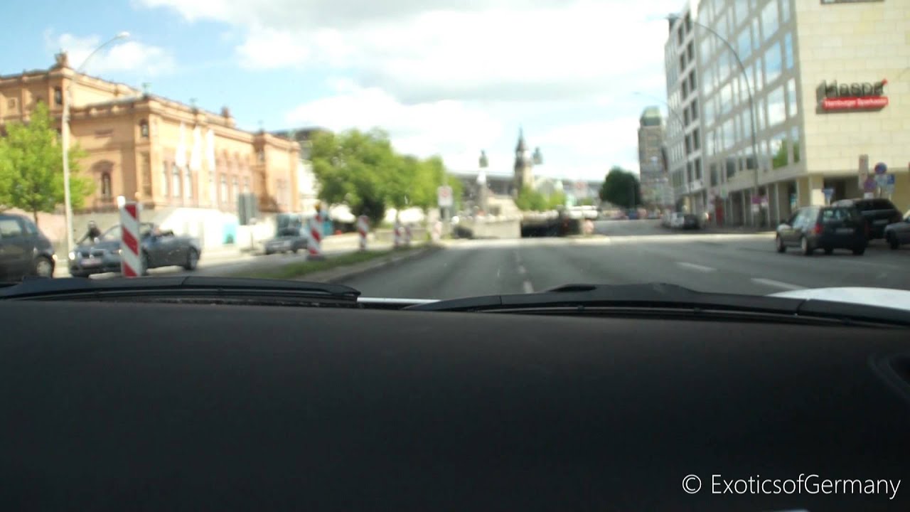 *OnBoard* CRAZY Ferrari 458 Italia - TUNNEL Ride + Hard Accelerations