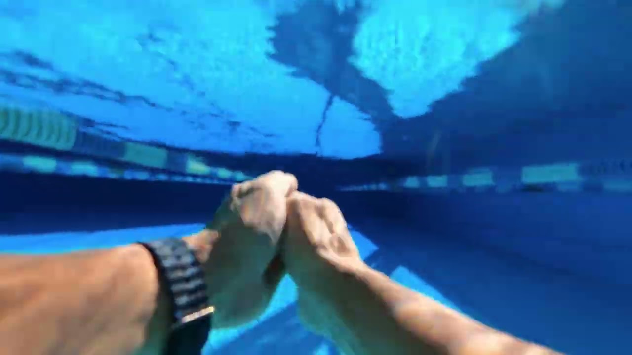 Porque en la natación, la calma también se entrena.