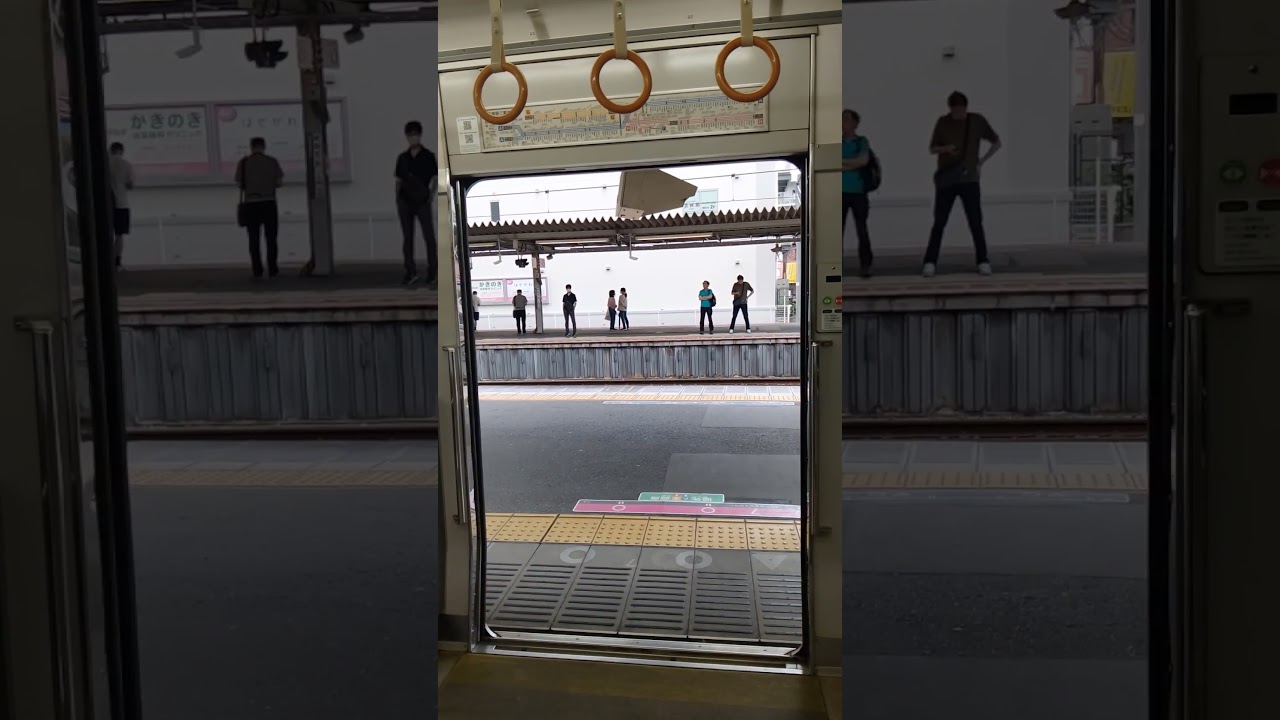 JR西日本207系S25+T7編成 ドア閉