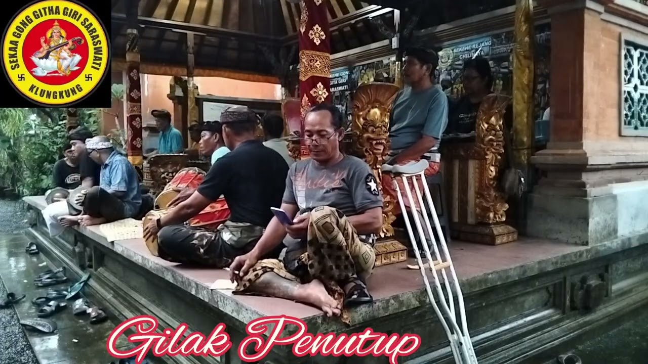 Latihan di Puri Agung Saraswati Klk