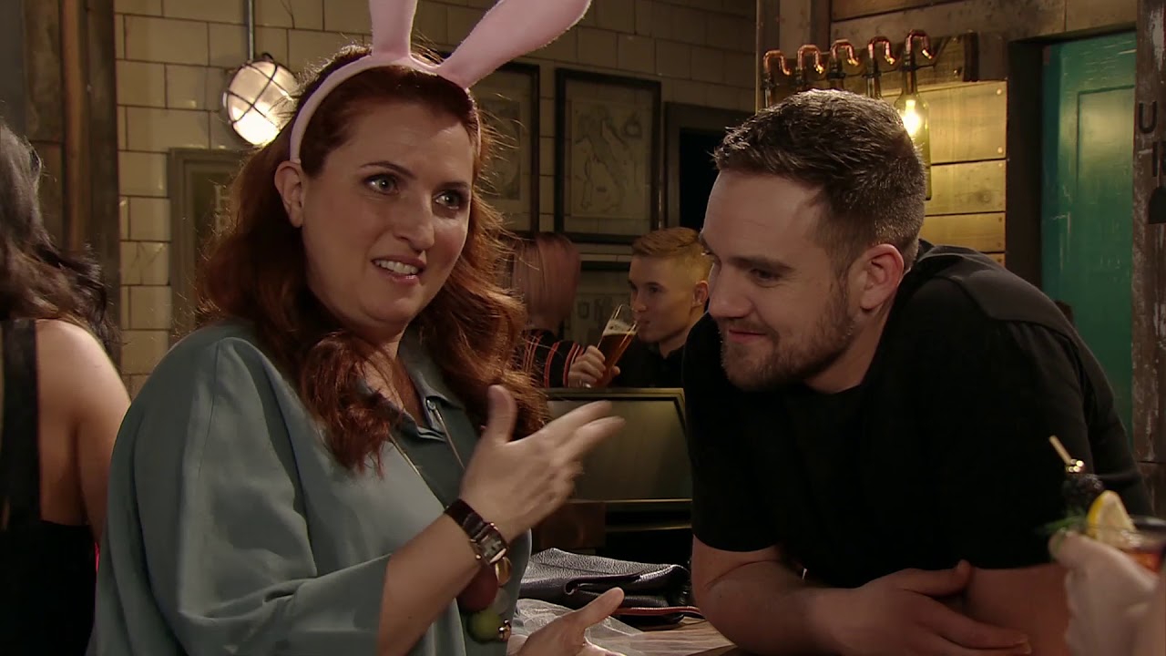Coronation Street - Lolly Puts Her Foot in It