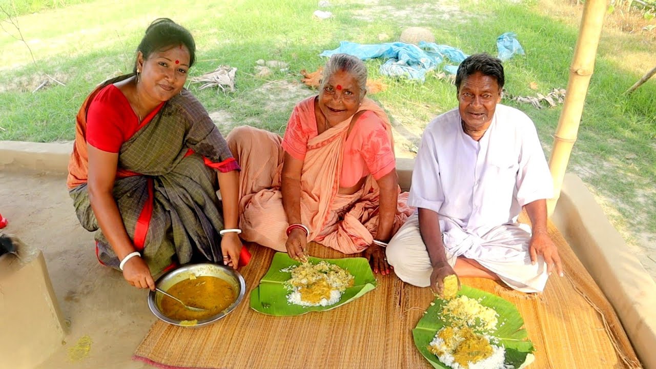 Bengali Traditional Muri Ghonto recipe By village Life Cooking