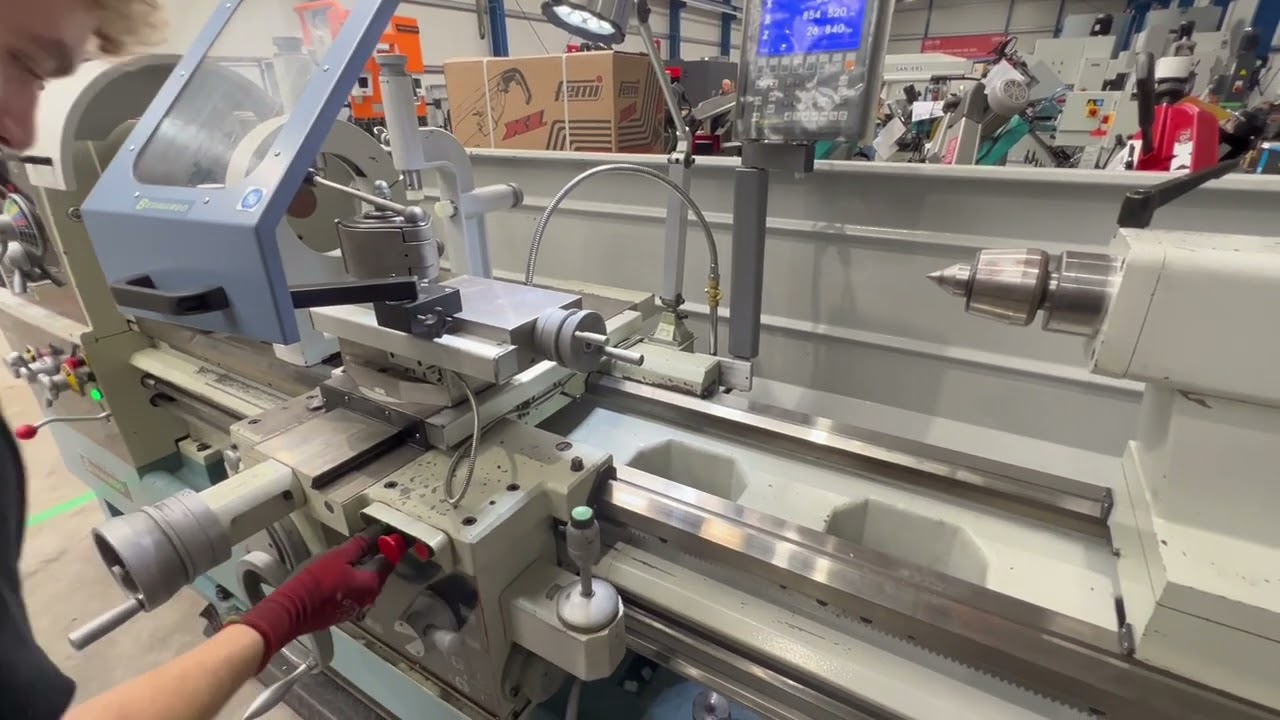 BERNARDO Titan 660 x 2000 Vario Lathe