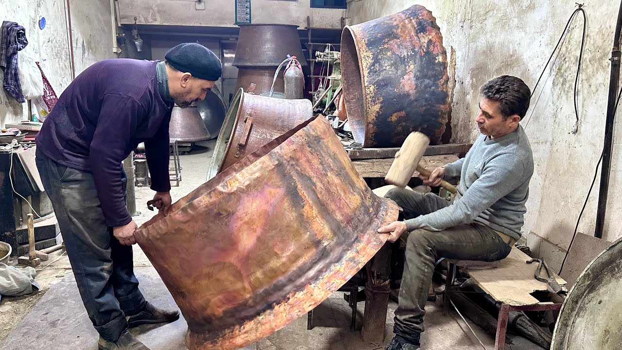 The process of making a giant copper bowl (130 pounds)_part 1
