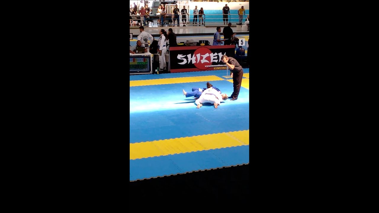 Lara Parra vs Taina Dias (IEtapa Paulista 2015)
