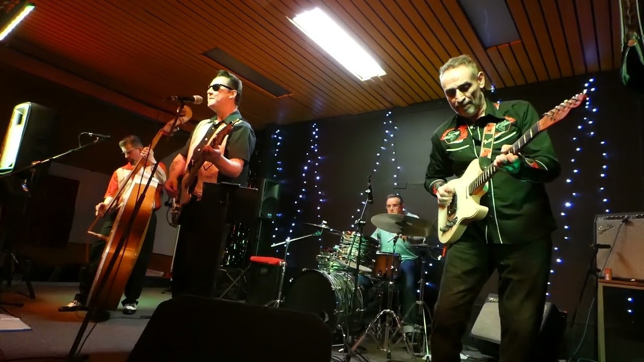 Danny Reno and Red Hot Rockin  Pretty Woman