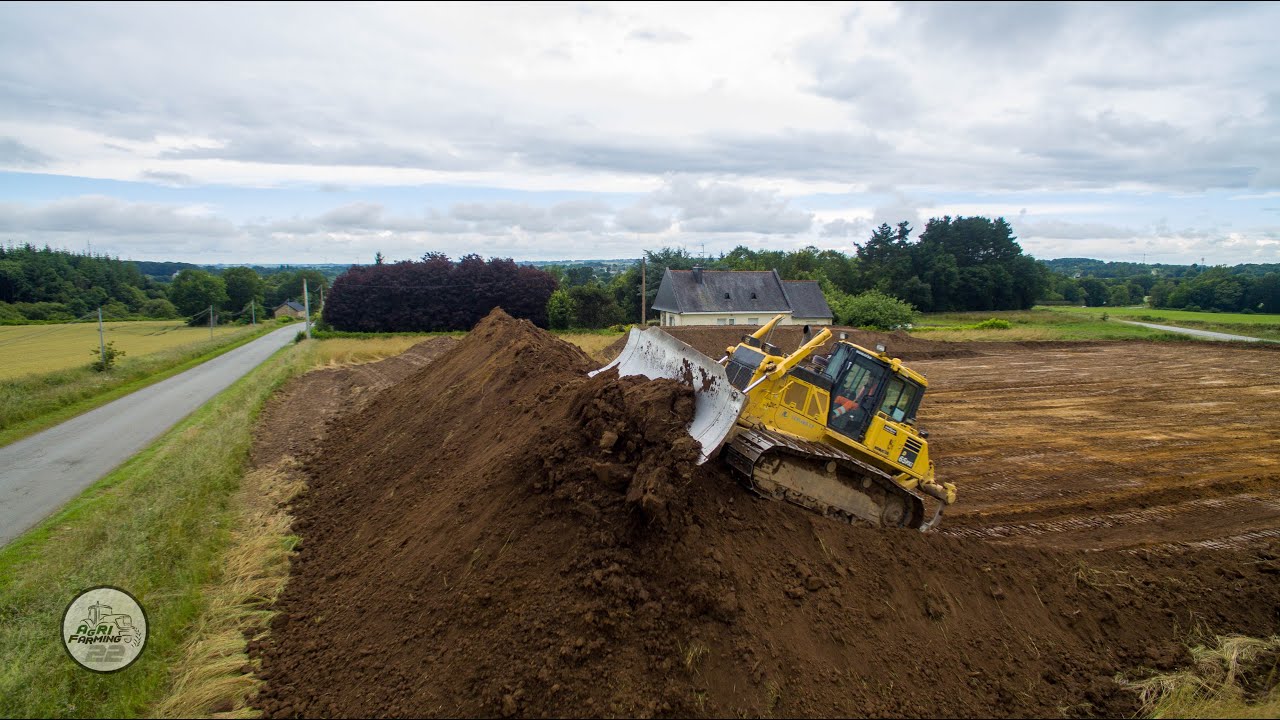 DECAPAGE DE TERRE AU BULL | Komatsu D65PXI