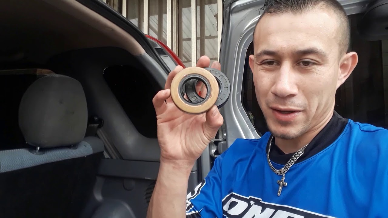 fuga de aceite del diferencial  hacia el cardan en el (SPEED) les explico en un zotye nómada 1.3cc