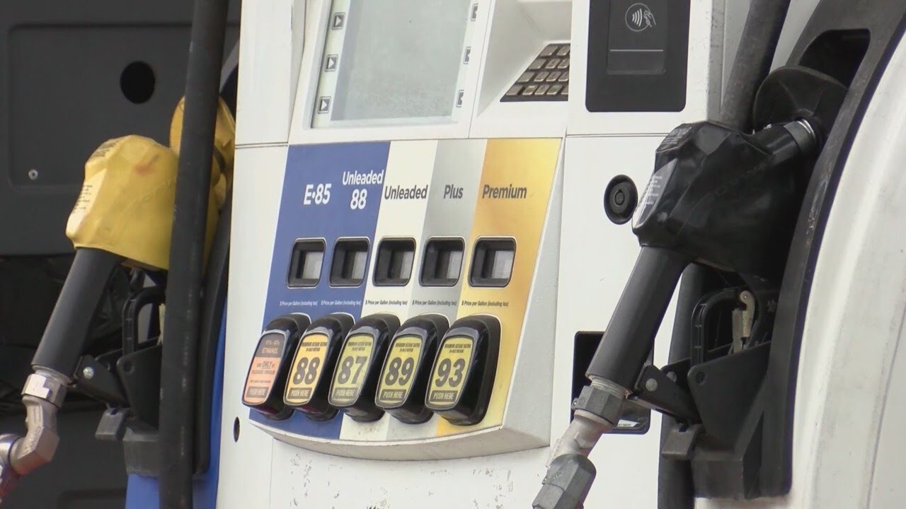 Drivers, delivery businesses feeling the impact as Arkansas gas prices climb