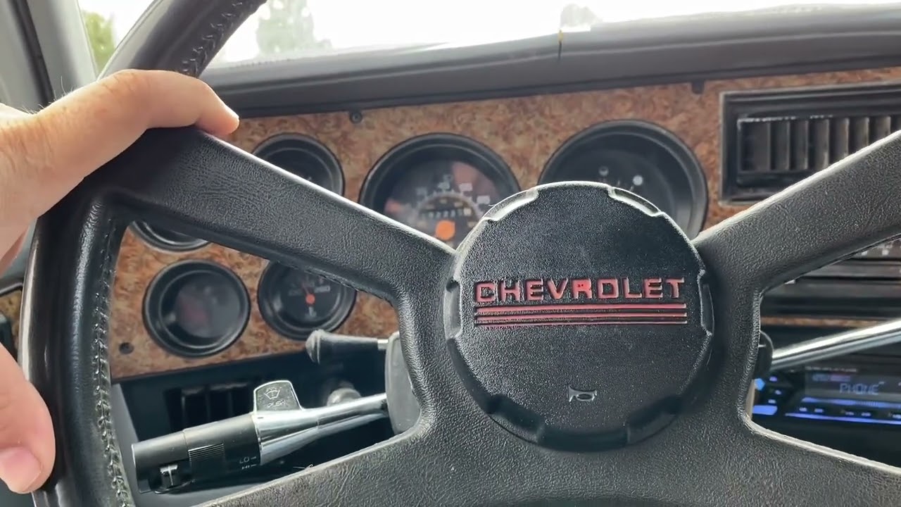 1990 Chevrolet Suburban R1500 Test Drive