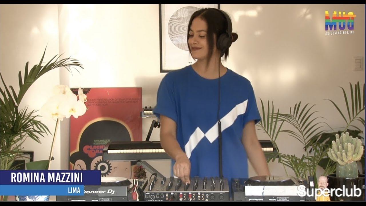 BUM001 - ROMINA MAZZINI