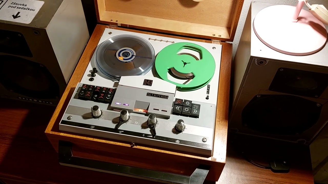 Magnetofon Tesla B43