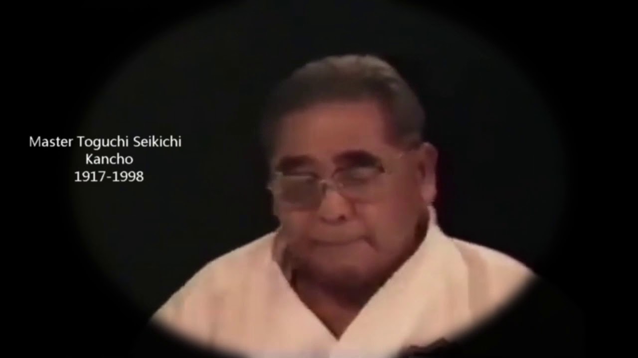 GO JU RYU  MASTER TOGUCHI SEIKICHI KANCHO