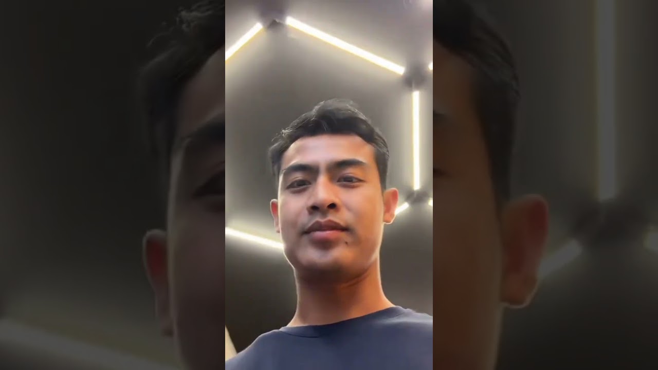 Pratama Arhan Ngabuburit Sambil Hunting Sepatu Bola 