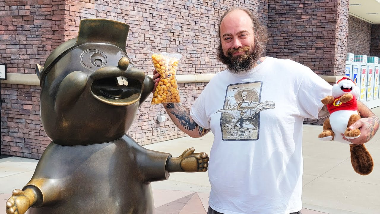 BUC-EE'S of Richmond, Kentucky Full Tour & Food Review - Plus Dollar General Giant DRAGON