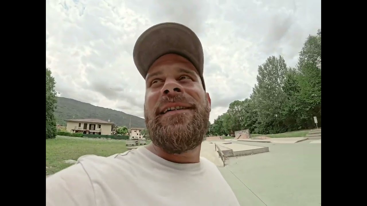 PROMETTO CHE NO PIANGO AL TECNO - skating - ANTEDILUVIANS 
